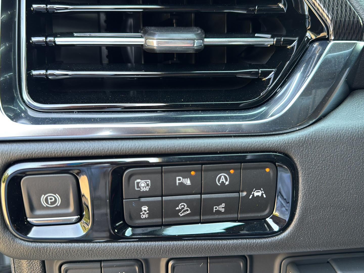 2026 GMC Yukon XL Elevation 17