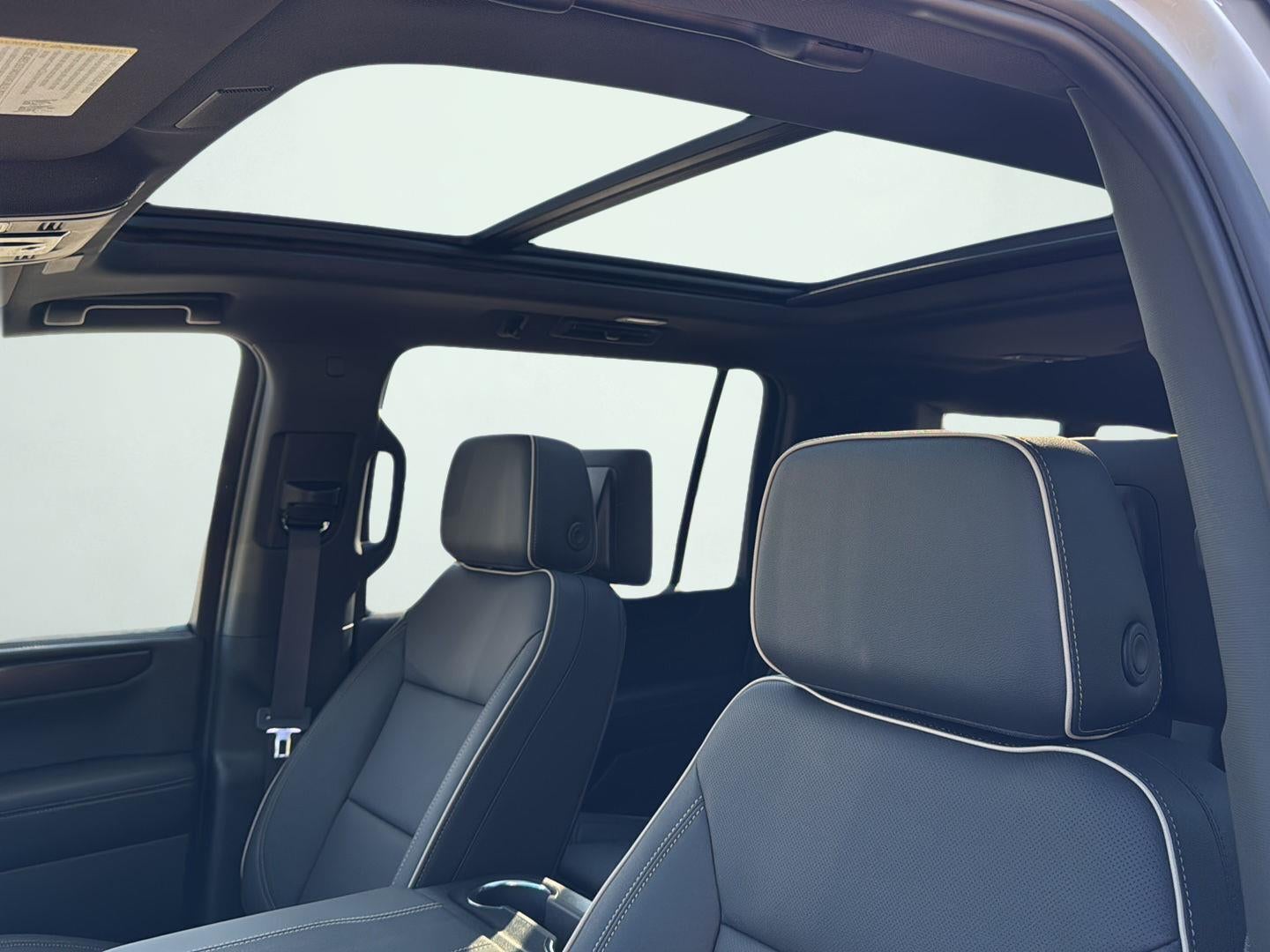 2026 GMC Yukon XL Elevation 5