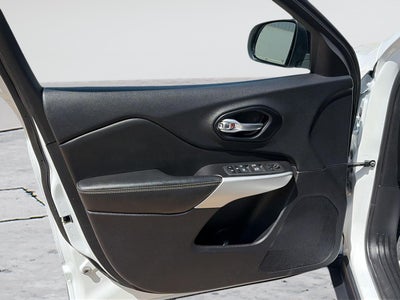 2022 Jeep Cherokee X