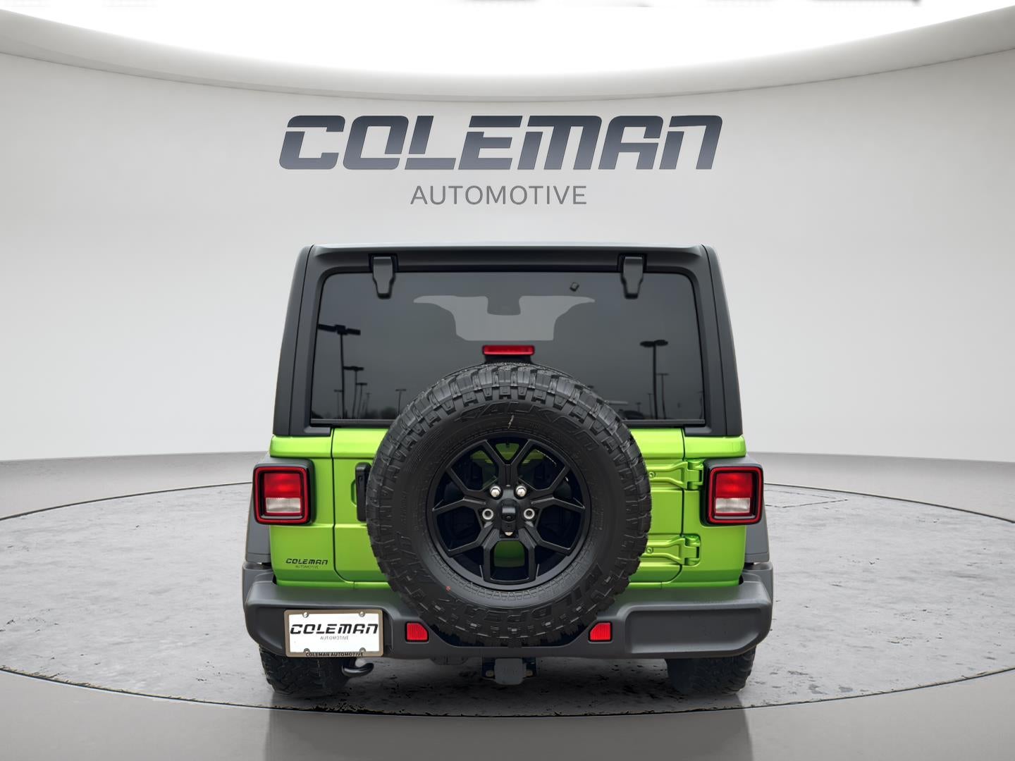 2025 Jeep Wrangler 4-Door Willys 4x4