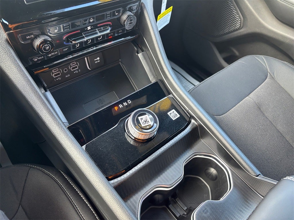 2025 Jeep Grand Cherokee GRAND CHEROKEE LAREDO 4X4