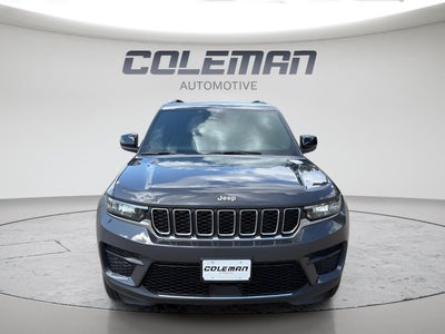 2026 Jeep Grand Cherokee Laredo 4x4