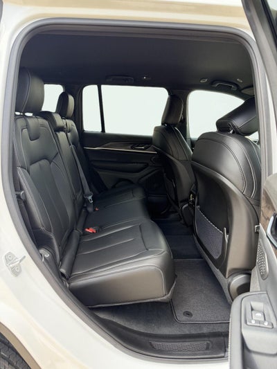 2027 Jeep Grand Cherokee Limited