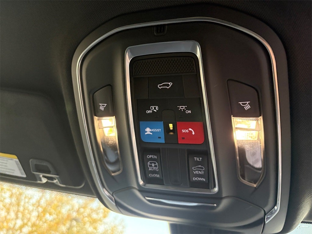 2025 Jeep Grand Cherokee GRAND CHEROKEE L ALTITUDE X 4X4