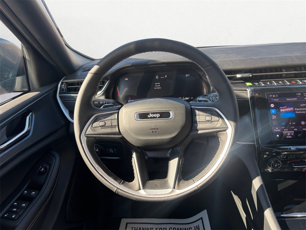 2025 Jeep Grand Cherokee GRAND CHEROKEE L LAREDO X 4X4