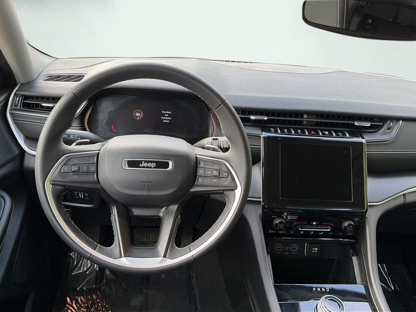 2023 Jeep Grand Cherokee L Laredo