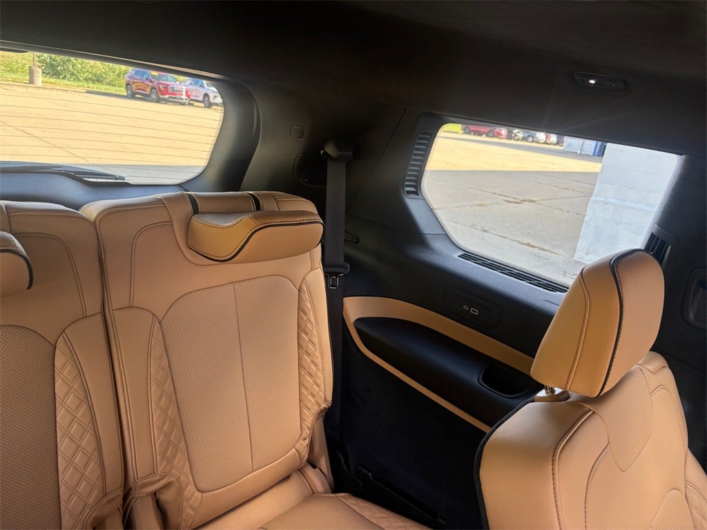 2025 Jeep Grand Cherokee GRAND CHEROKEE L SUMMIT RESERVE 4X4