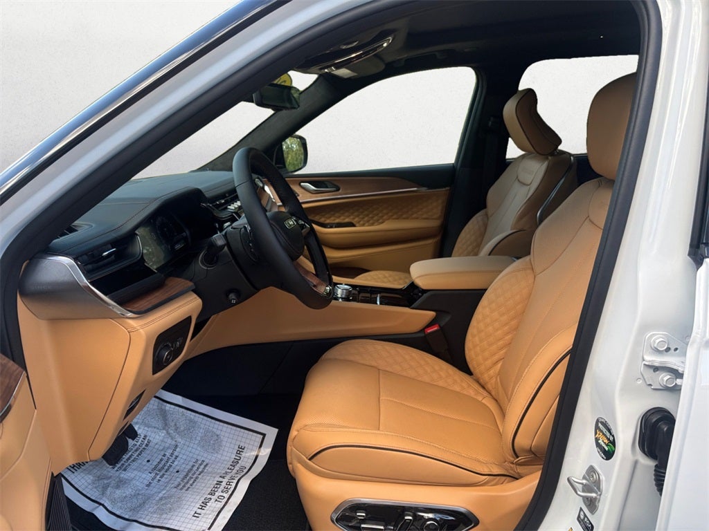 2025 Jeep Grand Cherokee GRAND CHEROKEE L SUMMIT RESERVE 4X4