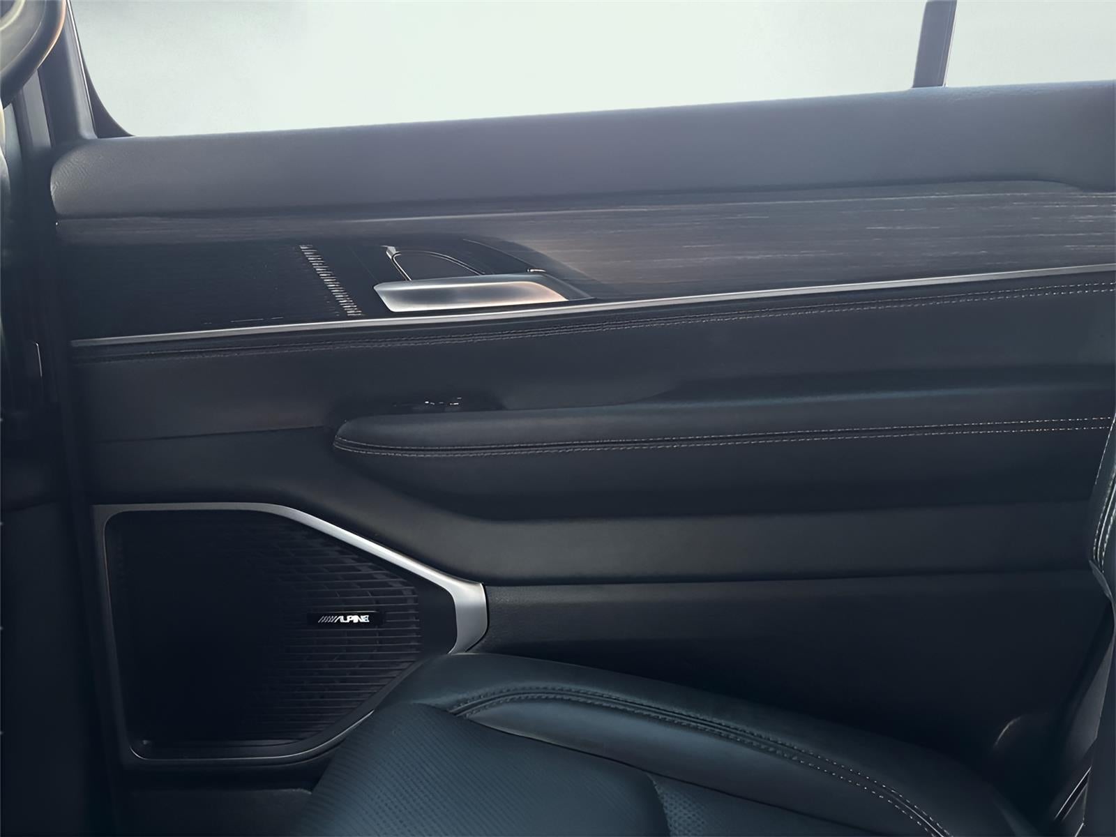 2024 Jeep Wagoneer L Series II 4x4