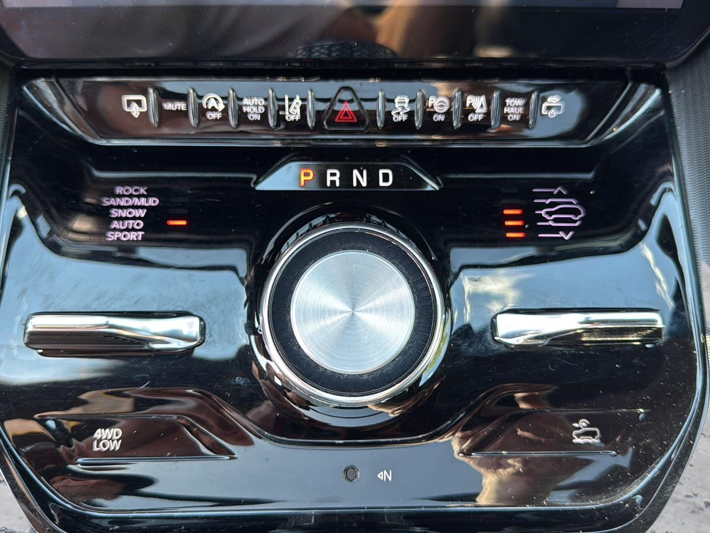 2024 Jeep Grand Wagoneer L Series II 4x4