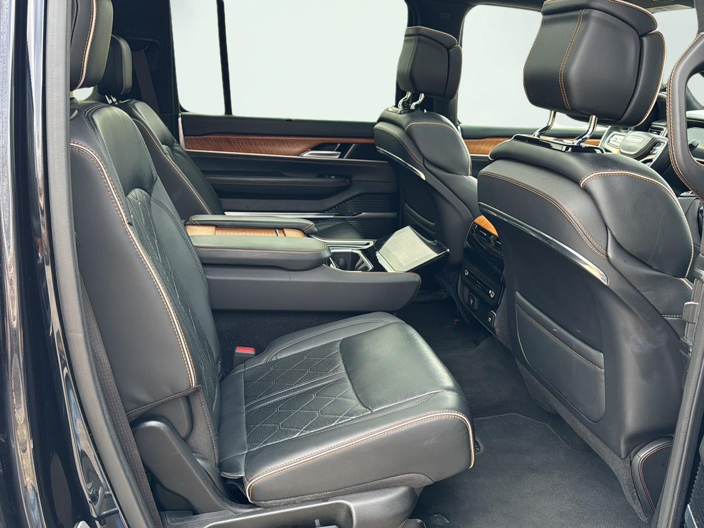 2024 Jeep Grand Wagoneer L Series III 4x4