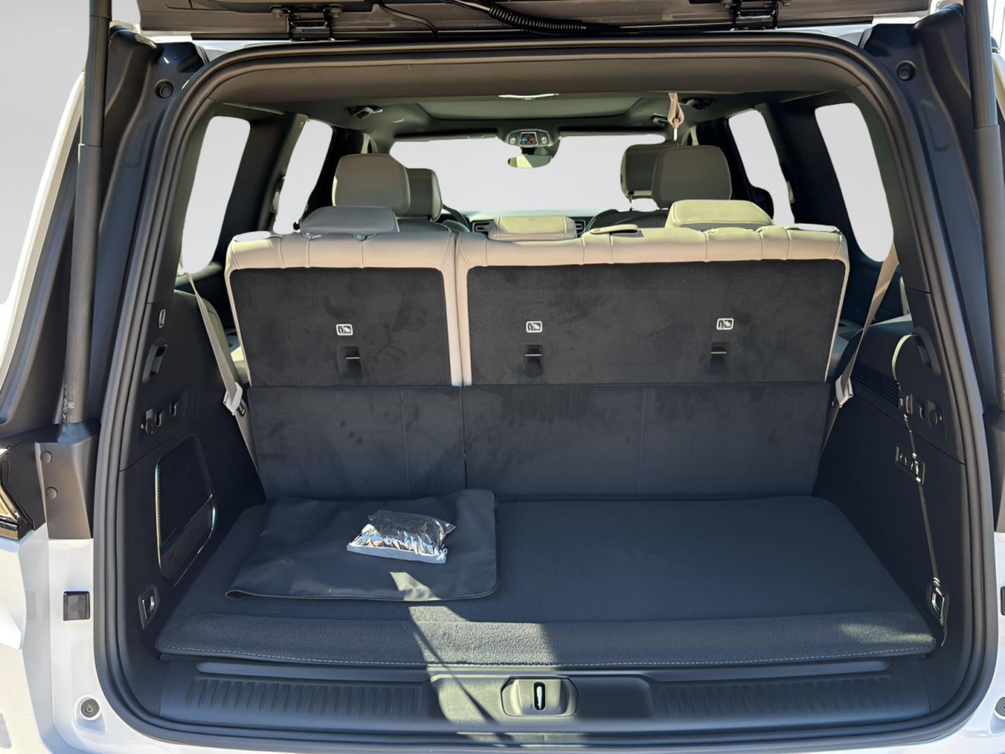 2026 Jeep Grand Wagoneer GRAND WAGONEER LIMITED ALTITUDE 4X4