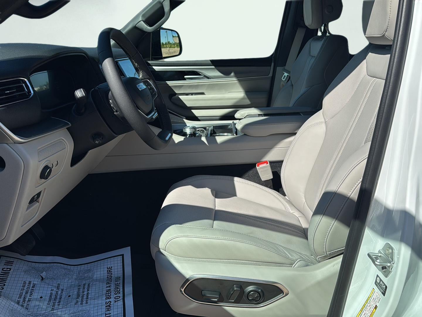 2026 Jeep Grand Wagoneer GRAND WAGONEER LIMITED ALTITUDE 4X4
