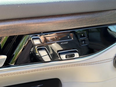 2023 Jeep Grand Wagoneer 4x4