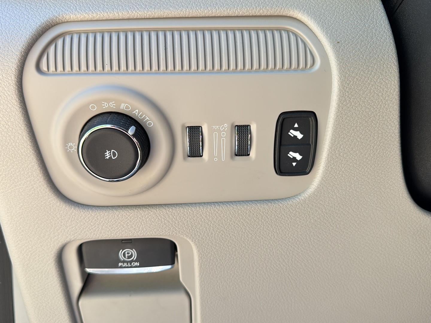 2023 Jeep Grand Wagoneer 4x4