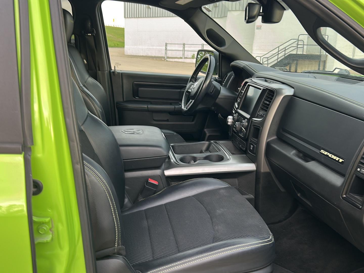 2017 RAM 1500 Sport Crew Cab 4x4 5'7' Box