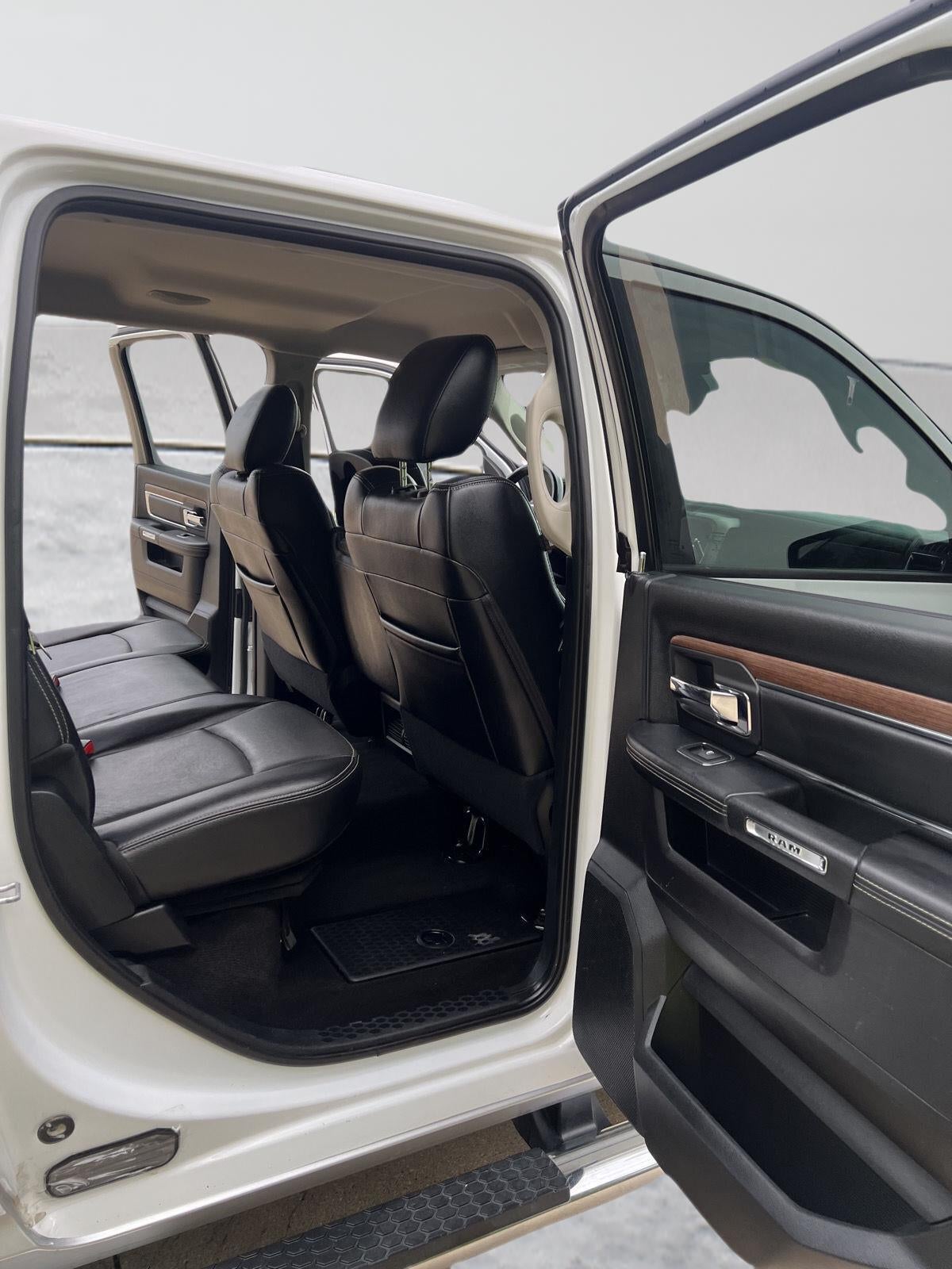 2016 RAM 1500 Laramie