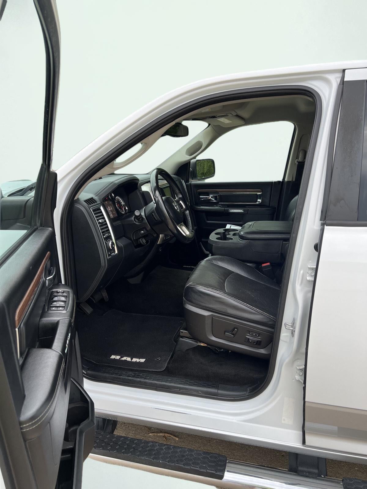 2016 RAM 1500 Laramie