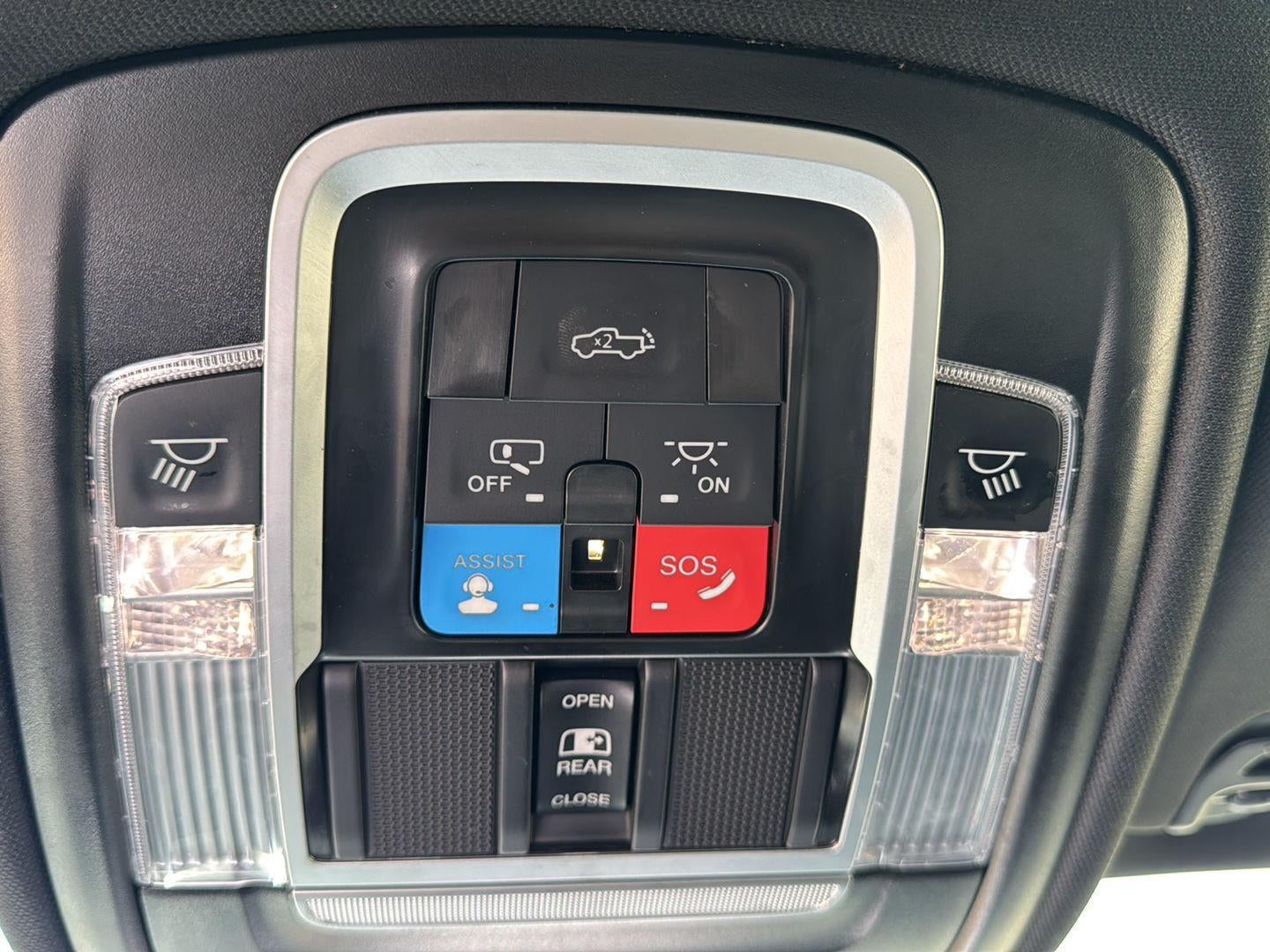 2025 RAM 1500 Big Horn Crew Cab 4x4 5'7' Box