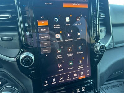 2025 RAM 1500 Big Horn Crew Cab 4x4 5'7' Box