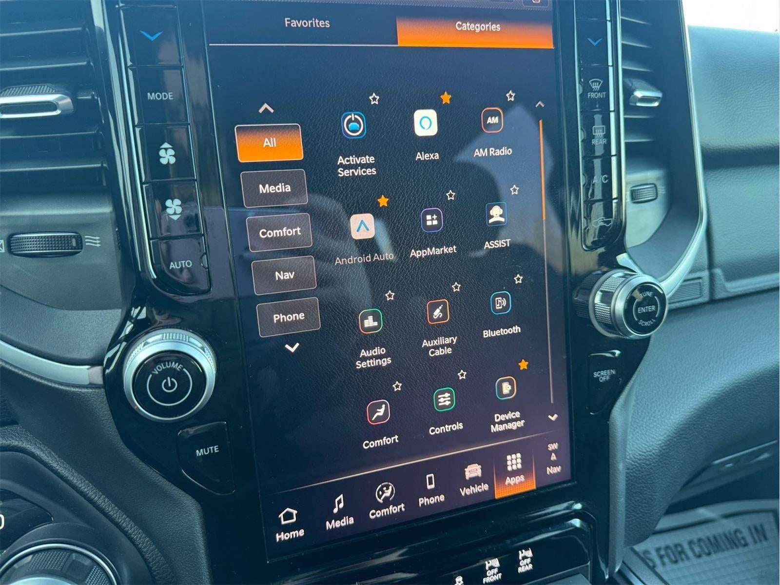 2025 RAM 1500 Big Horn Crew Cab 4x4 5'7' Box