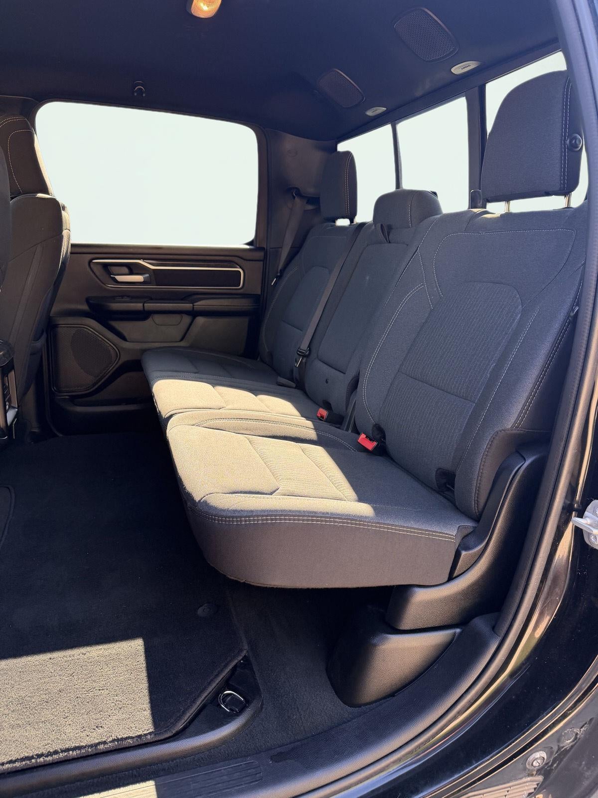 2024 RAM 1500 Big Horn Crew Cab 4x4 5'7' Box