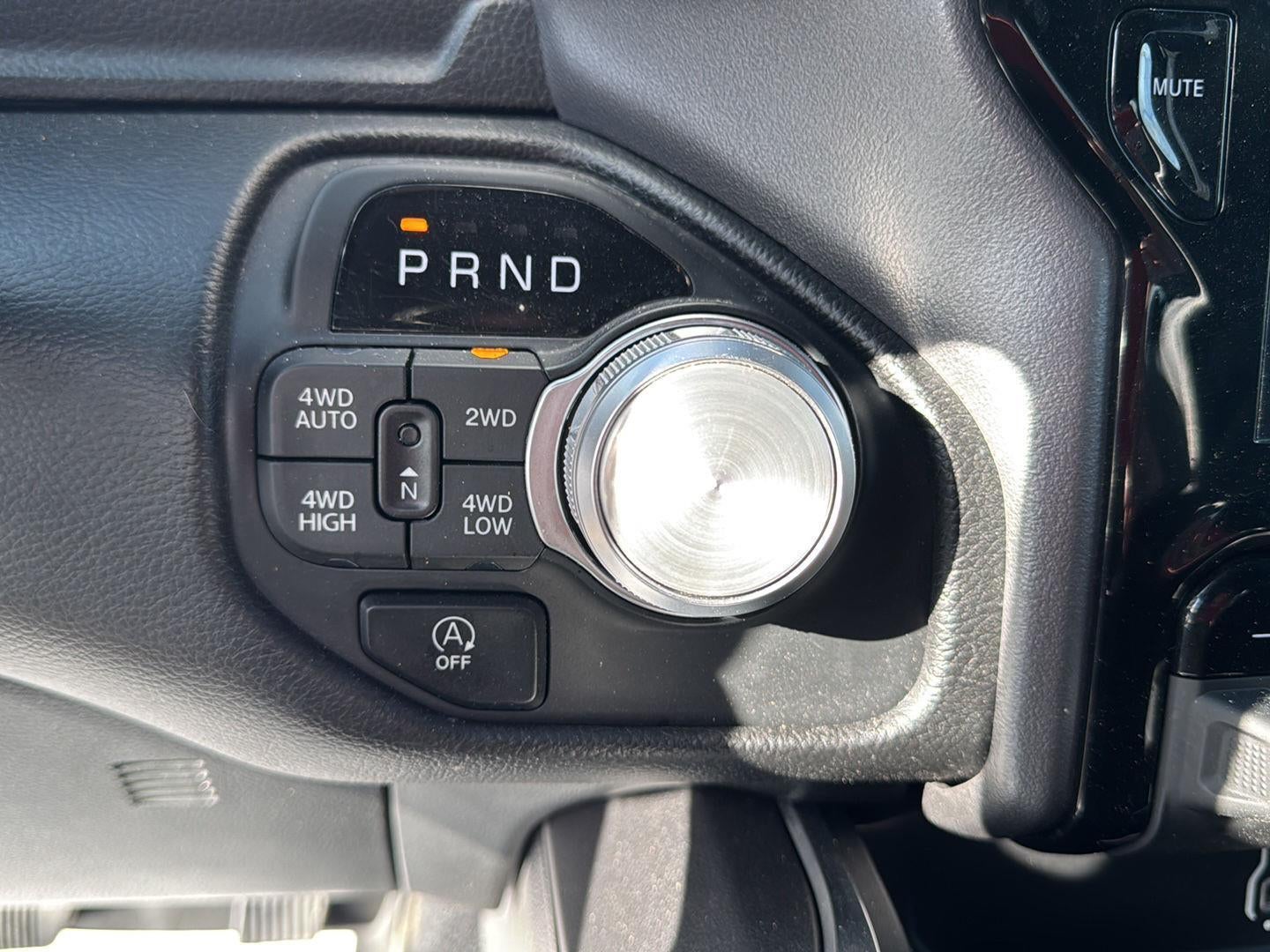 2025 RAM 1500 Laramie Crew Cab 4x4 5'7' Box