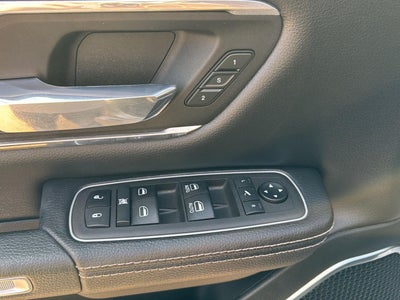 2021 RAM 1500 Laramie Crew Cab 4x4 5'7' Box