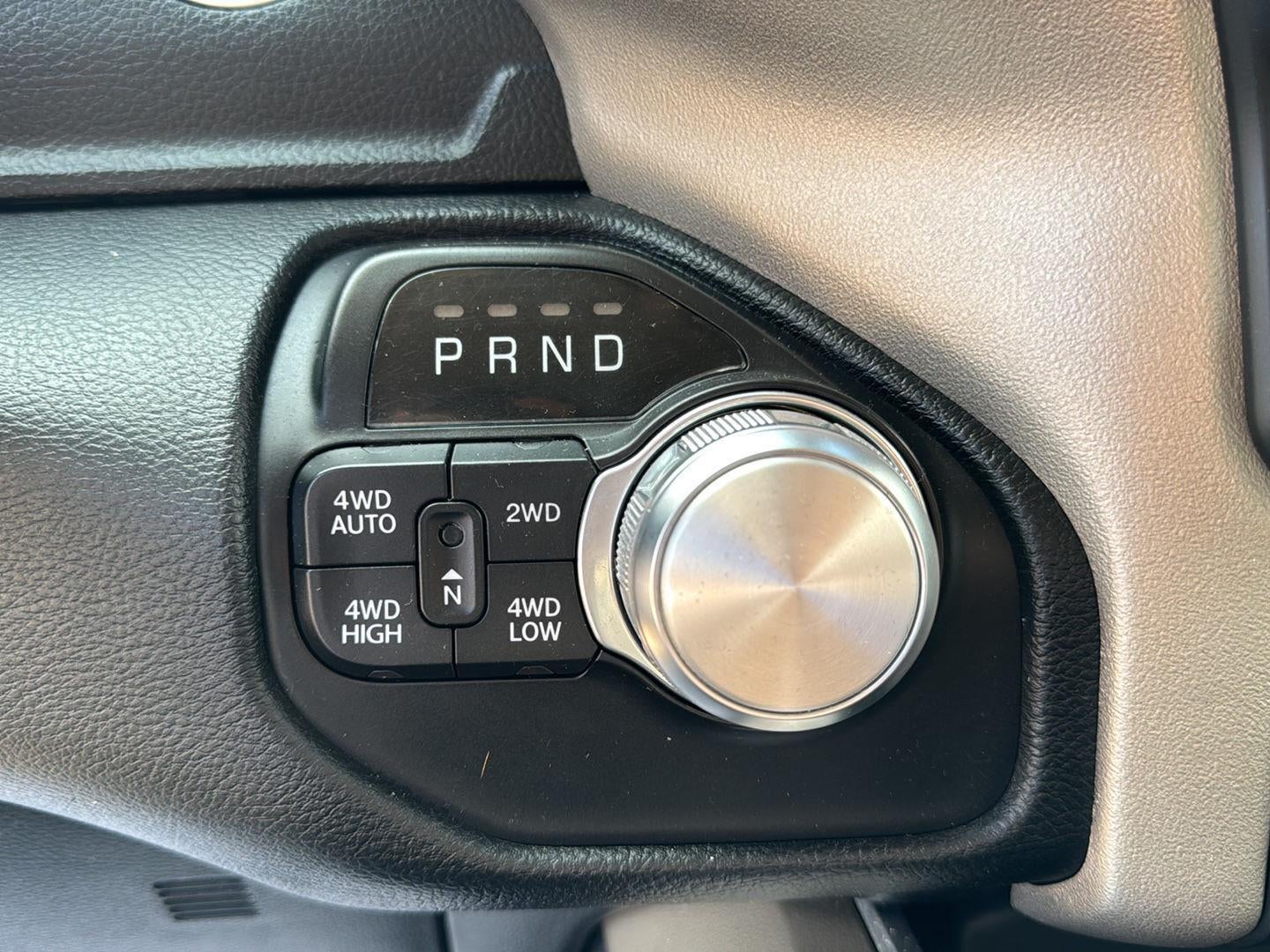 2021 RAM 1500 Laramie Crew Cab 4x4 5'7' Box