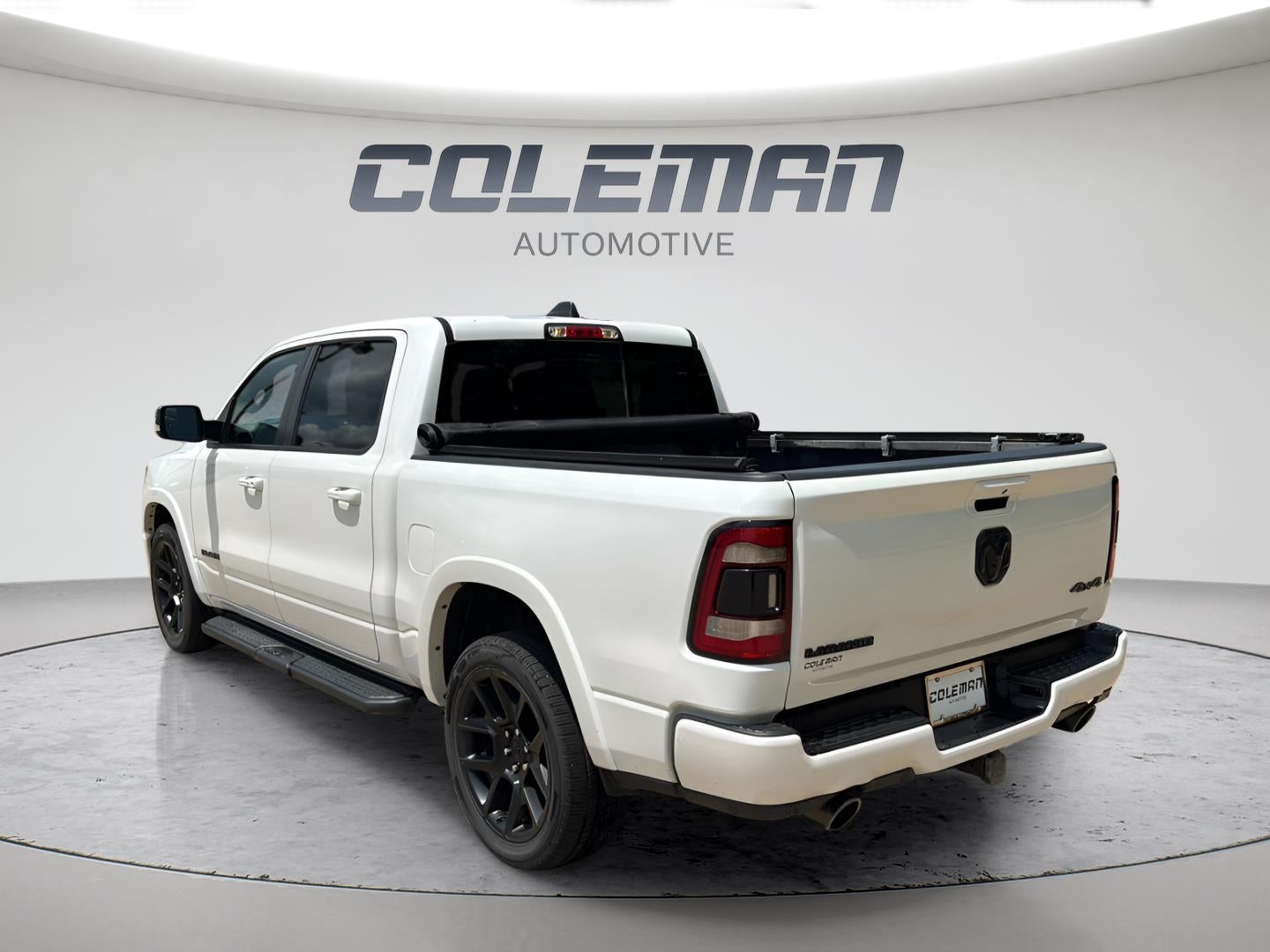 2022 RAM 1500 Laramie Crew Cab 4x4 5'7' Box