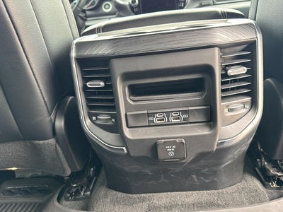 2023 RAM 1500 Laramie Crew Cab 4x4 5'7' Box