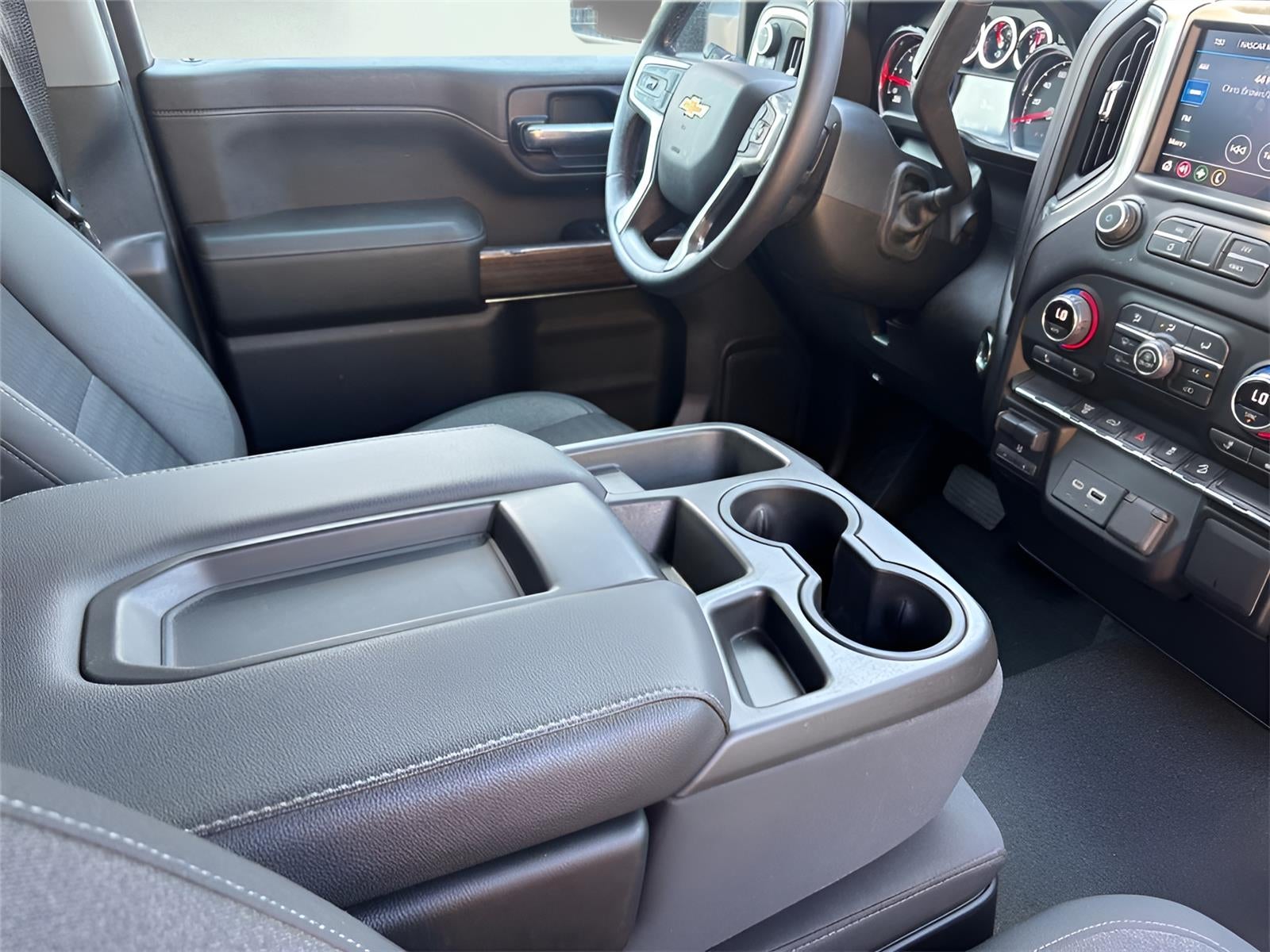 2022 Chevrolet Silverado 3500HD 4WD Crew Cab Standard Bed LT