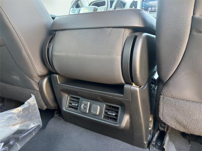 2022 Chevrolet Silverado 3500HD 4WD Crew Cab Standard Bed LT