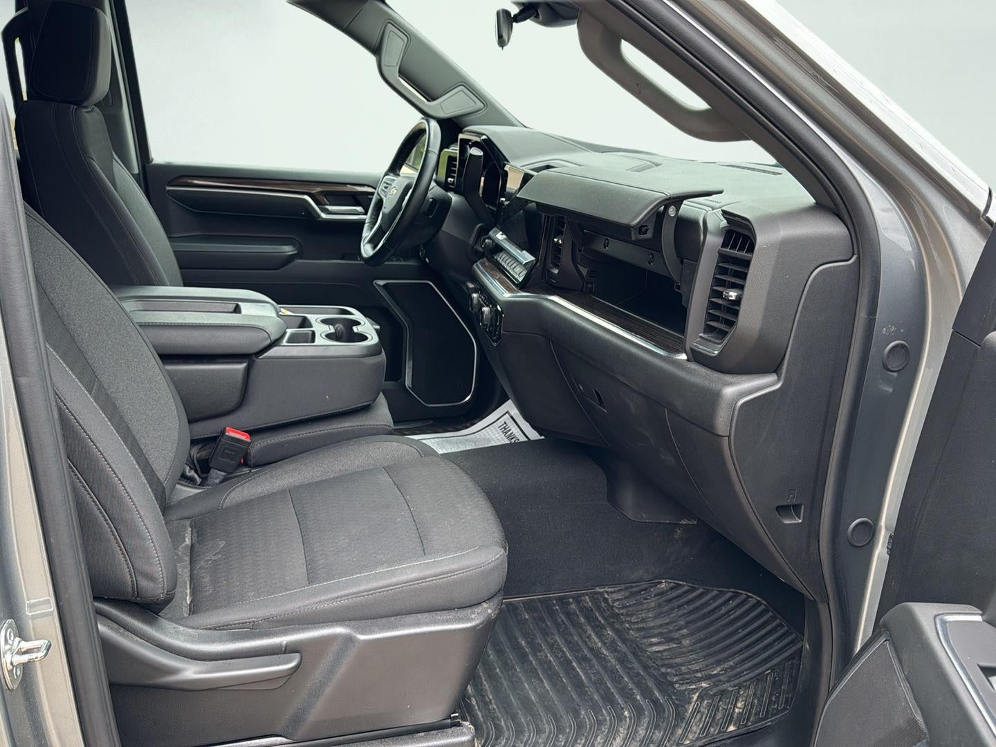 2025 Chevrolet Silverado 1500 4WD Crew Cab Standard Bed LT