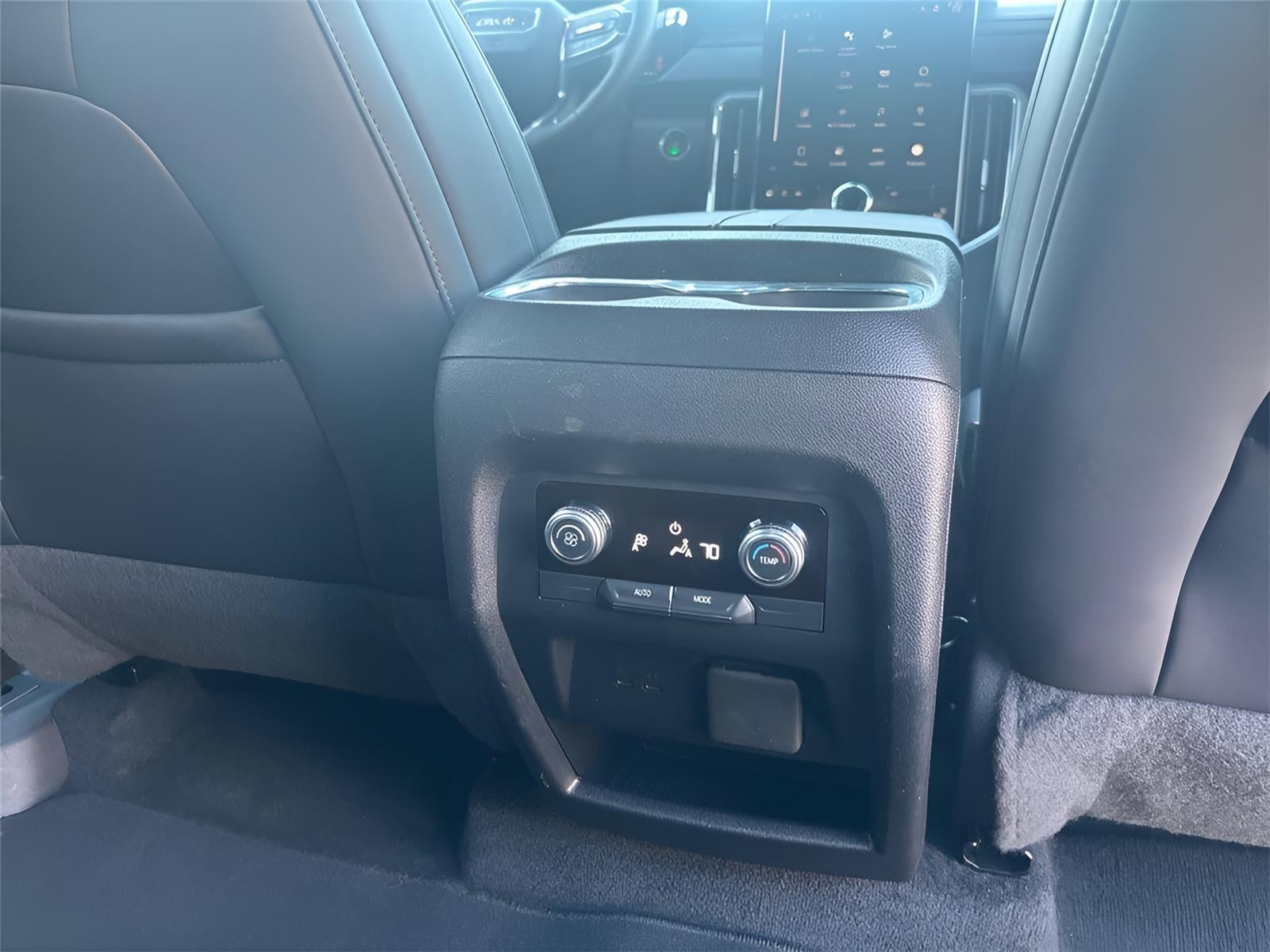 2024 GMC Acadia AWD Elevation