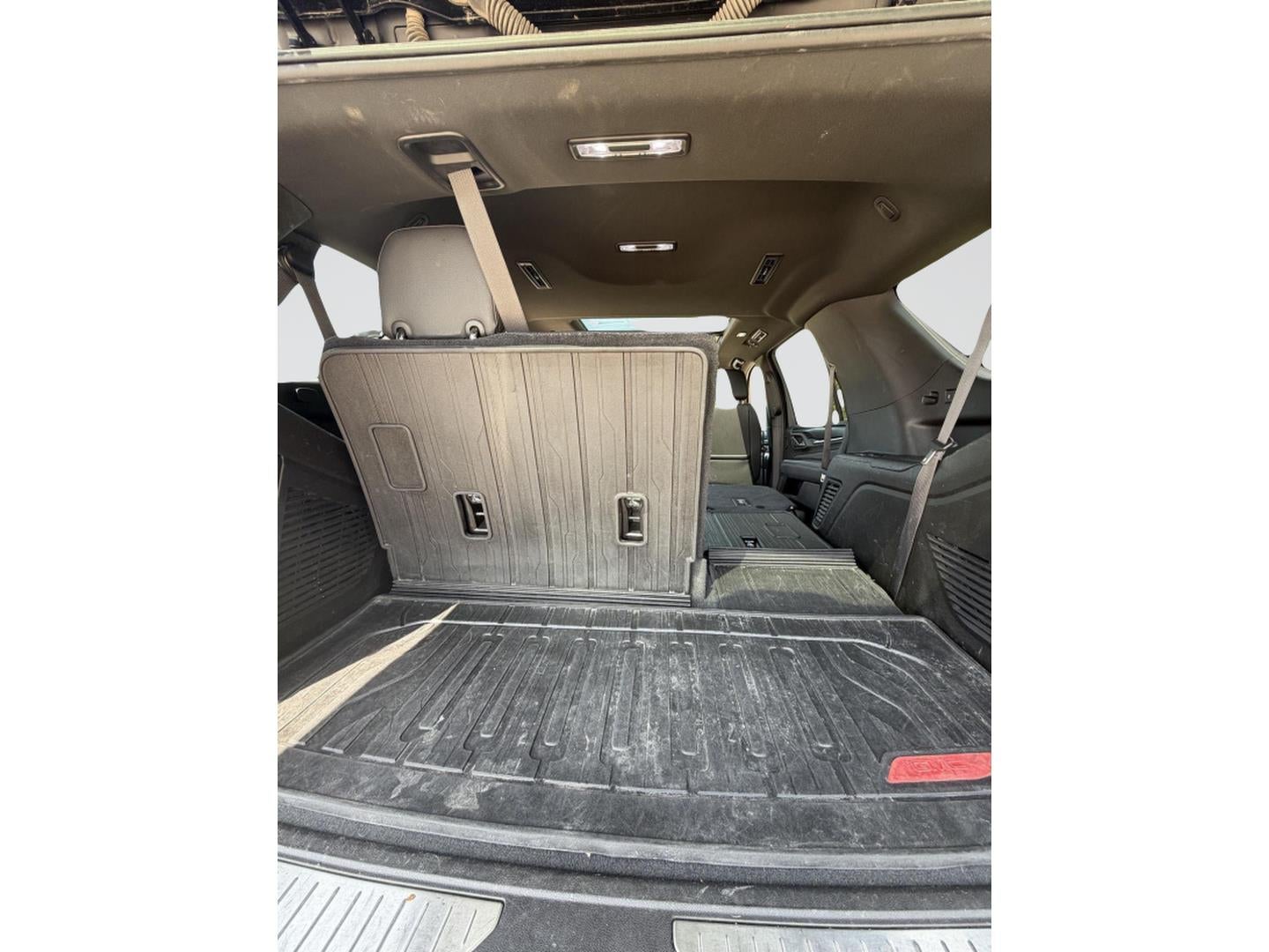 2021 GMC Yukon 4WD Denali 18