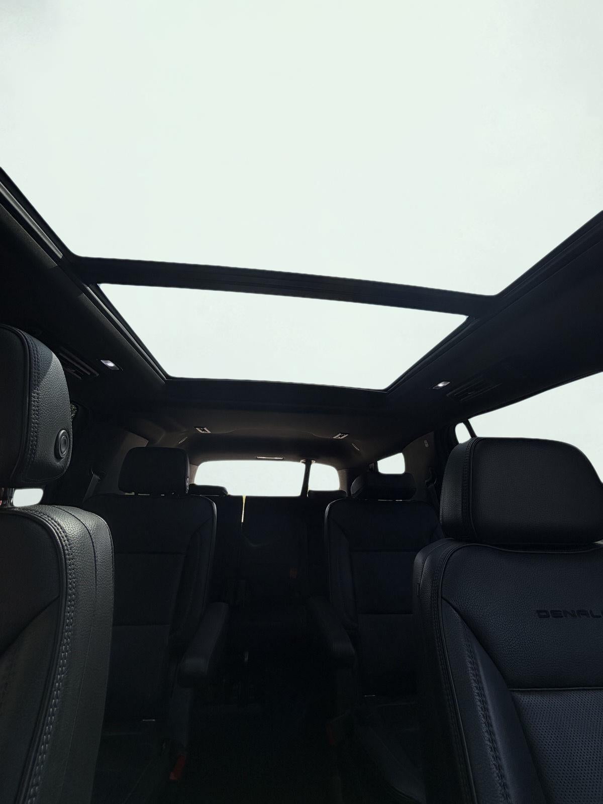 2021 GMC Yukon 4WD Denali 26