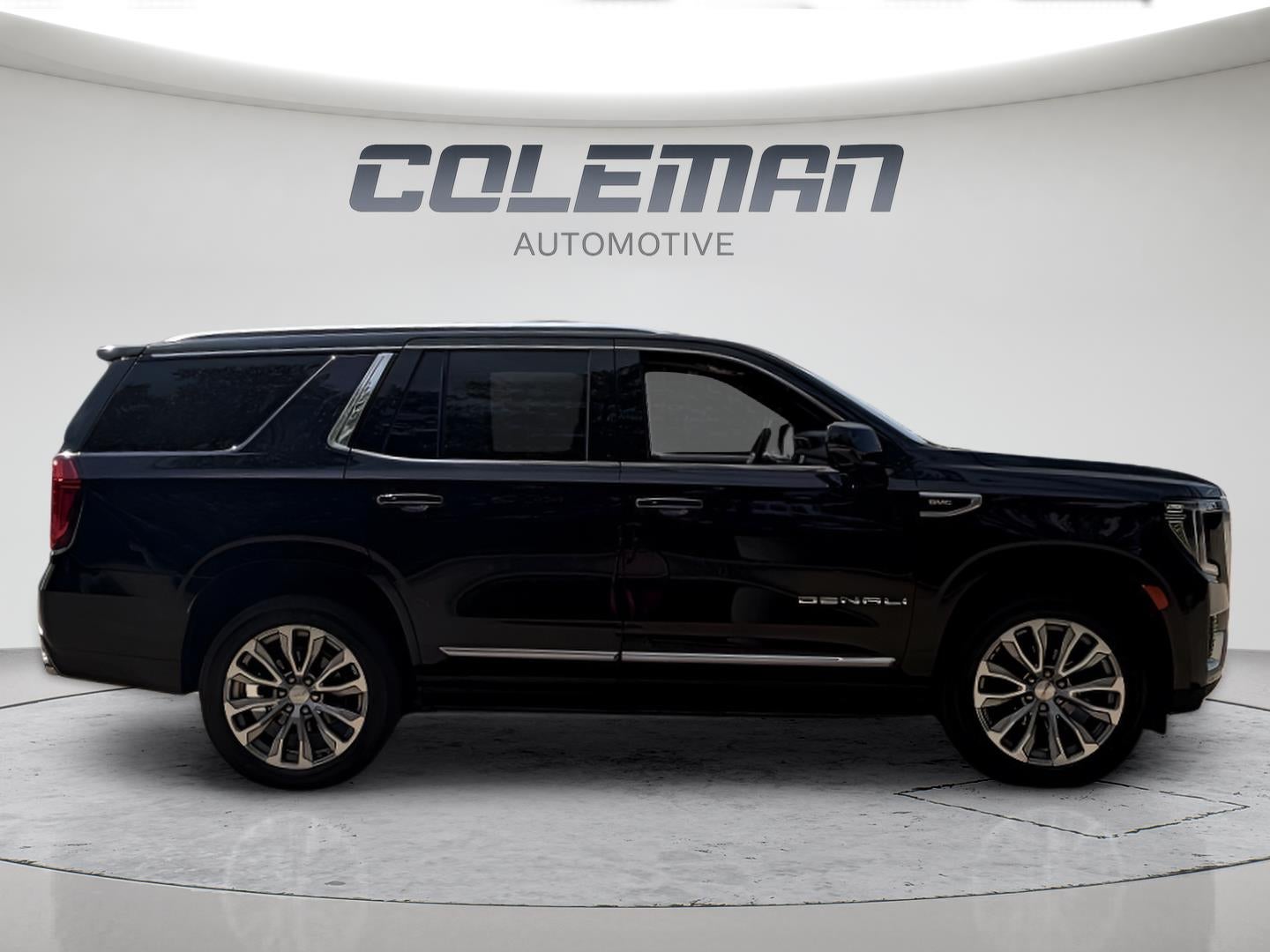 2021 GMC Yukon 4WD Denali 28