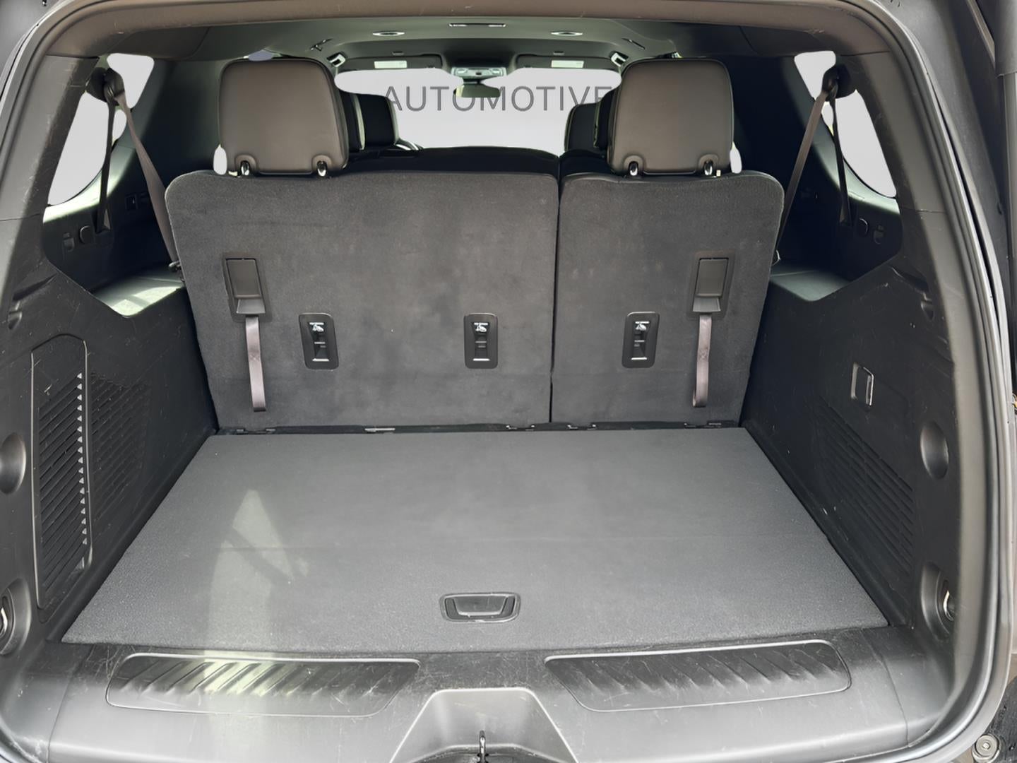 2024 GMC Yukon XL 4WD SLT