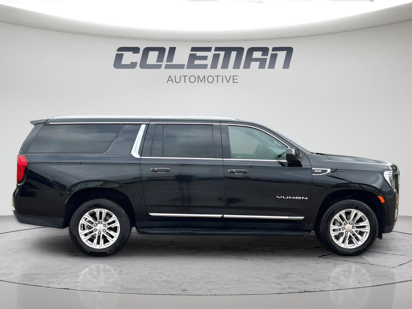 2024 GMC Yukon XL 4WD SLT