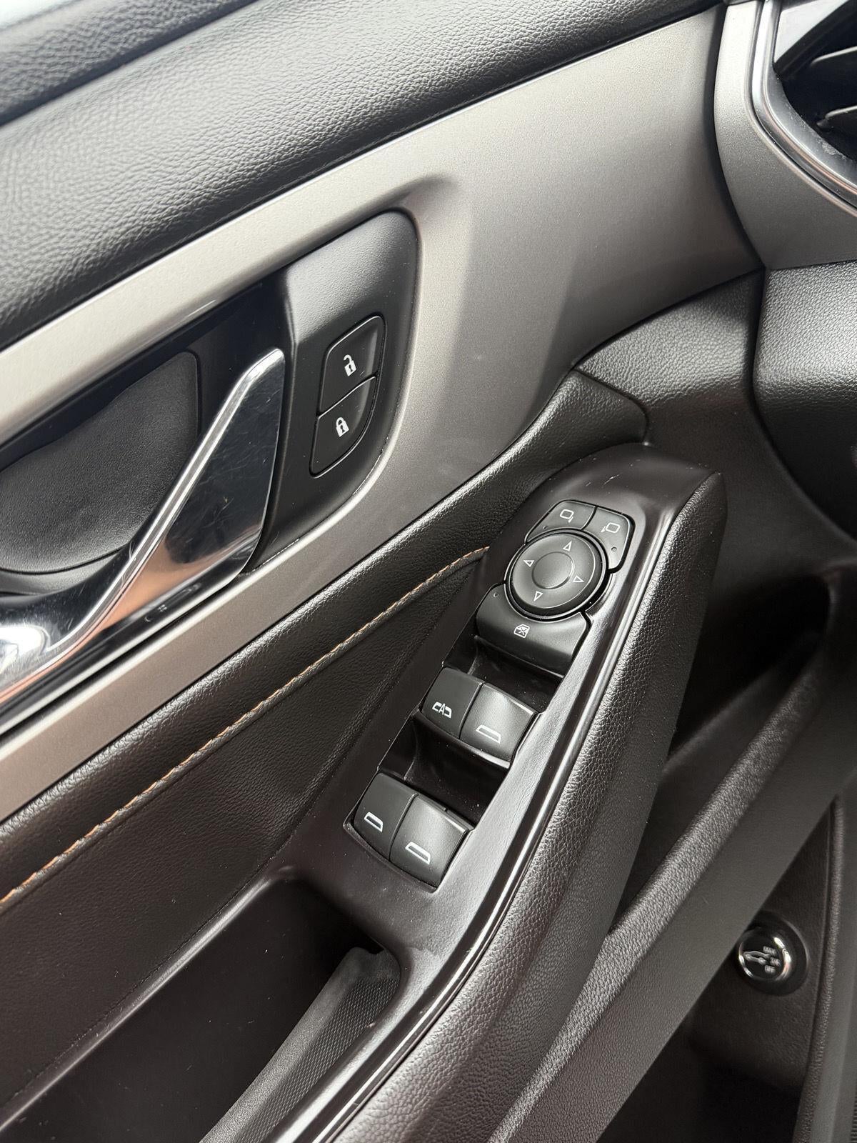 2020 Chevrolet Traverse RS 4