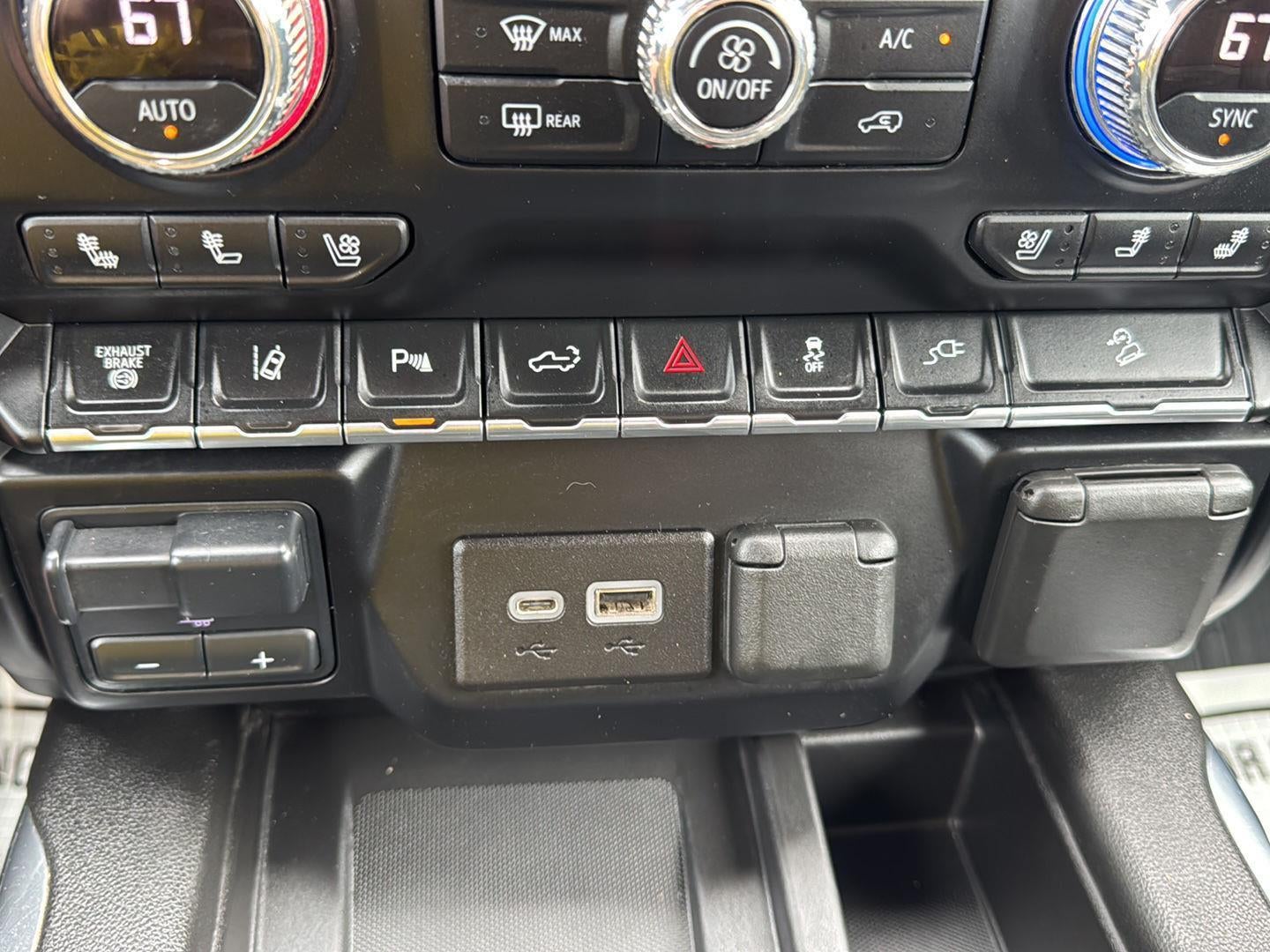 2021 GMC Sierra 2500HD 4WD Crew Cab Standard Bed Denali