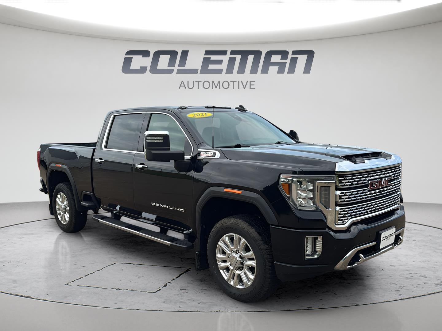 2021 GMC Sierra 2500HD 4WD Crew Cab Standard Bed Denali