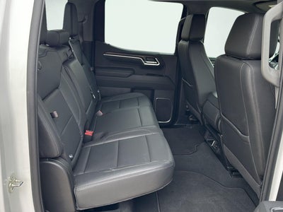 2025 GMC Sierra 1500 4WD Crew Cab Short Box SLT