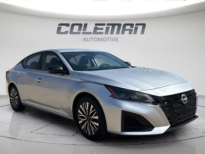 2024 Nissan Altima SV FWD