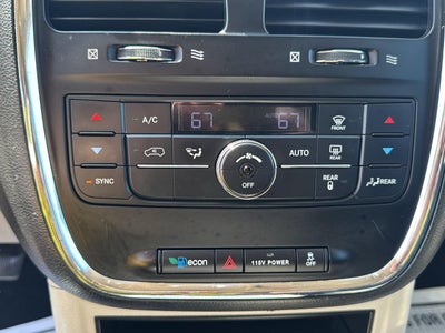 2014 Chrysler Town & Country Touring