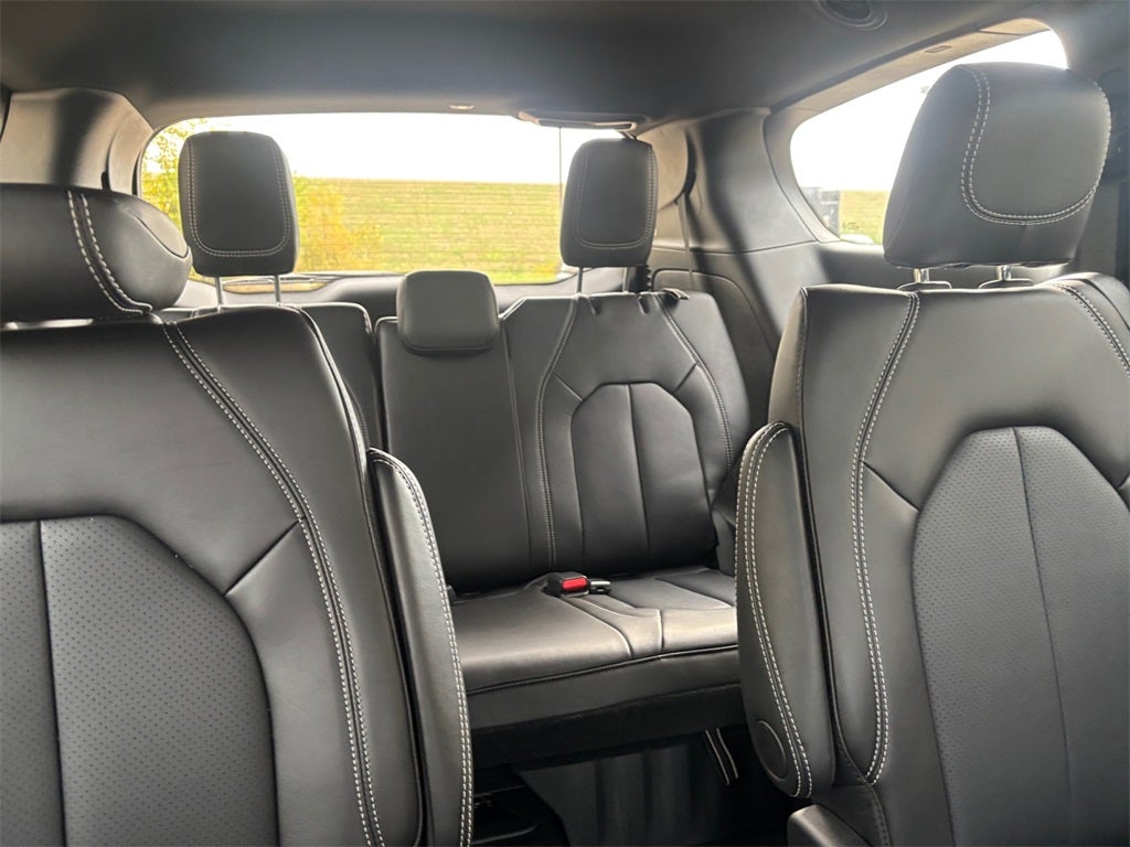 2026 Chrysler Pacifica PACIFICA SELECT AWD