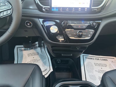 2026 Chrysler Pacifica PACIFICA SELECT AWD