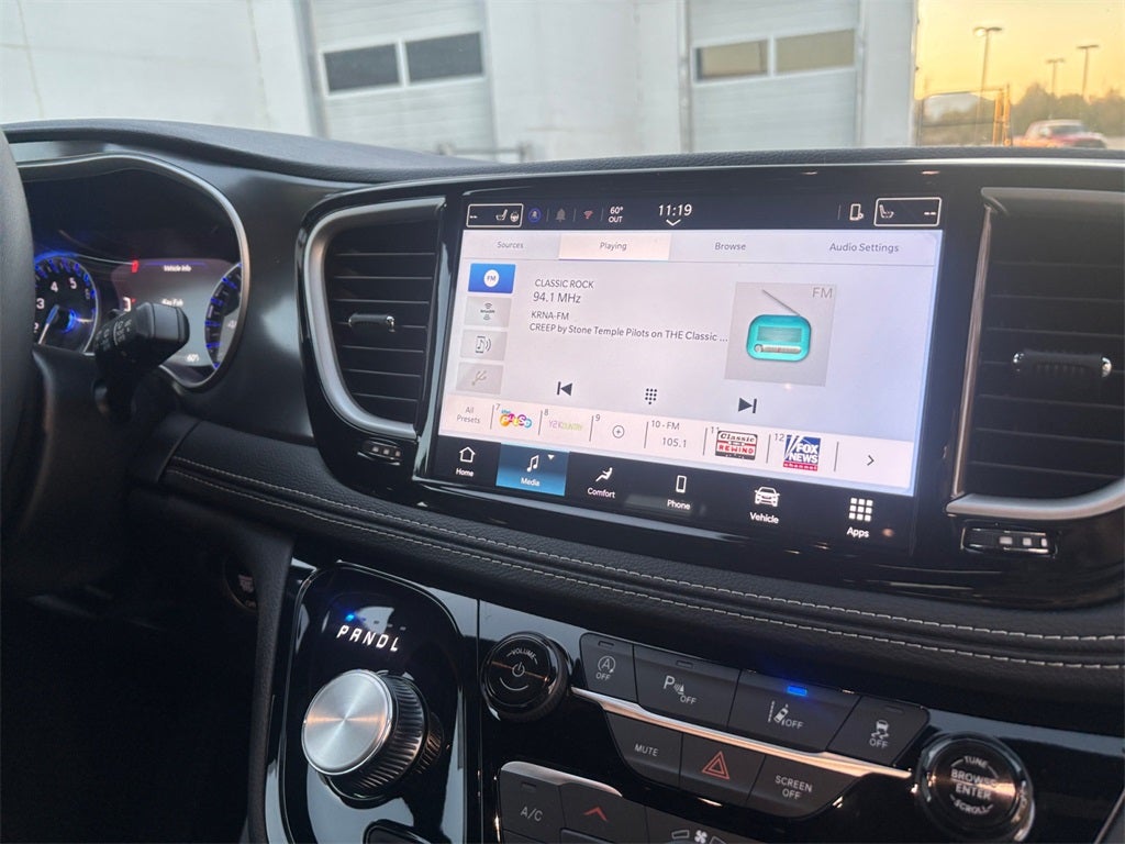 2026 Chrysler Pacifica PACIFICA SELECT AWD