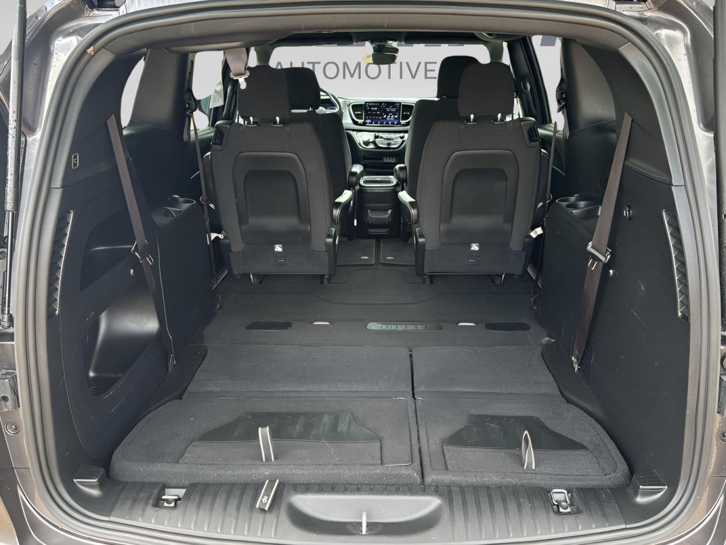 2021 Chrysler Pacifica Touring AWD